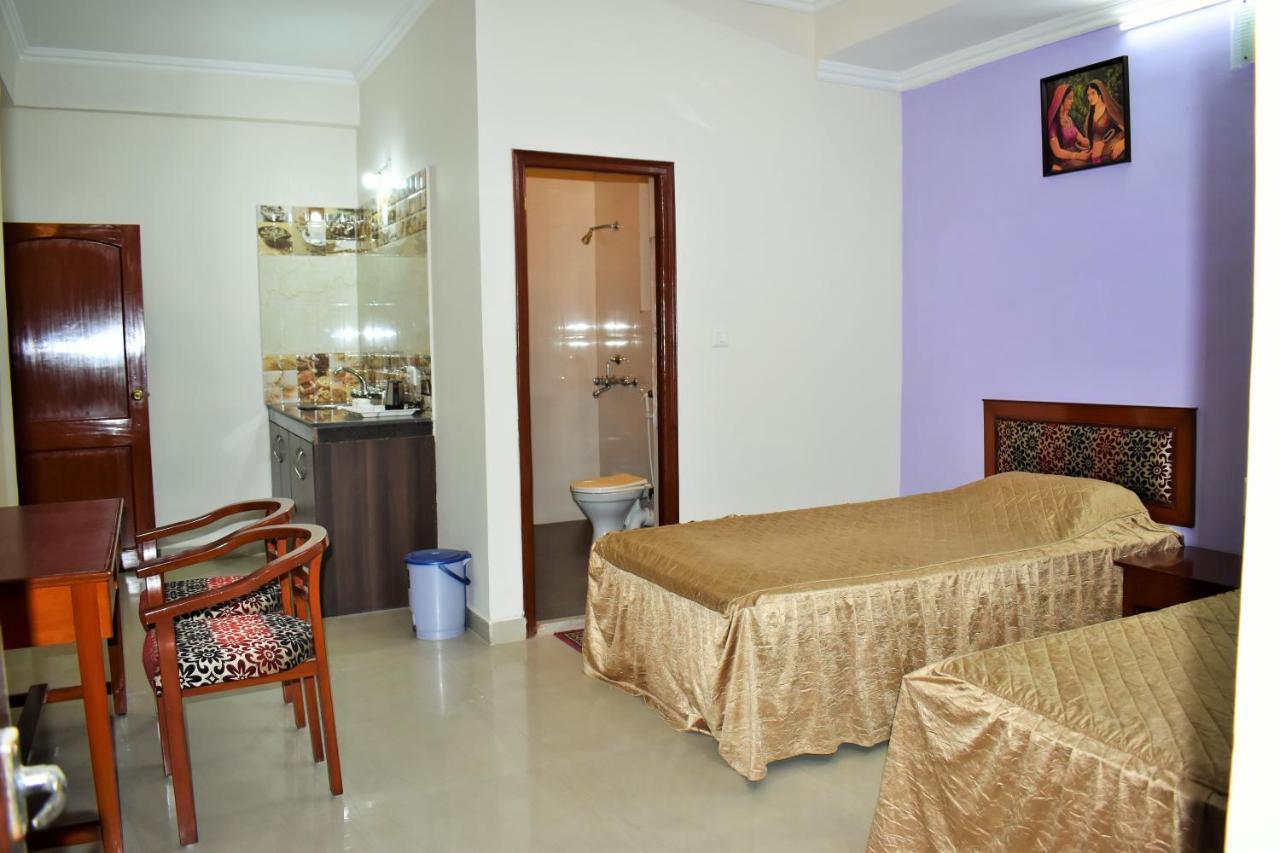 Hotel Bodhi Residency Esterno foto