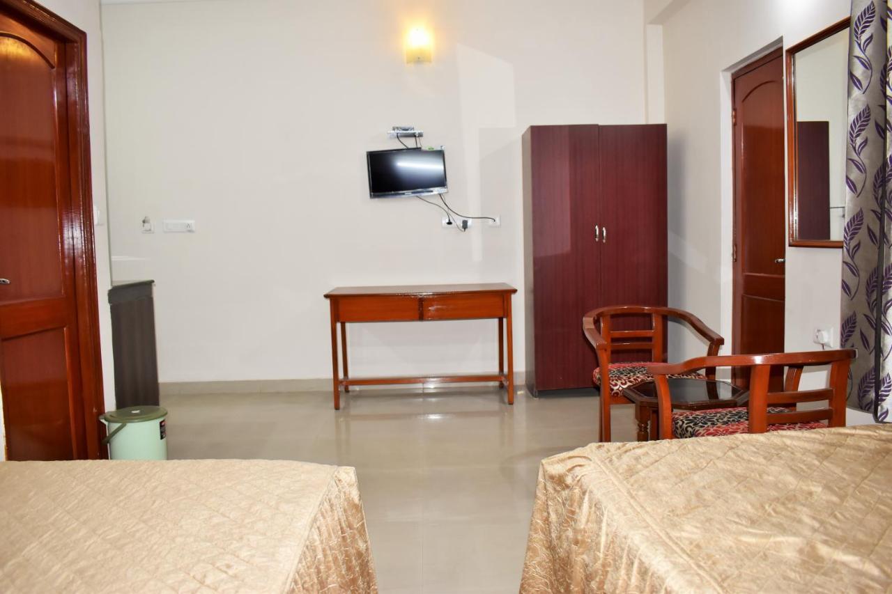 Hotel Bodhi Residency Esterno foto