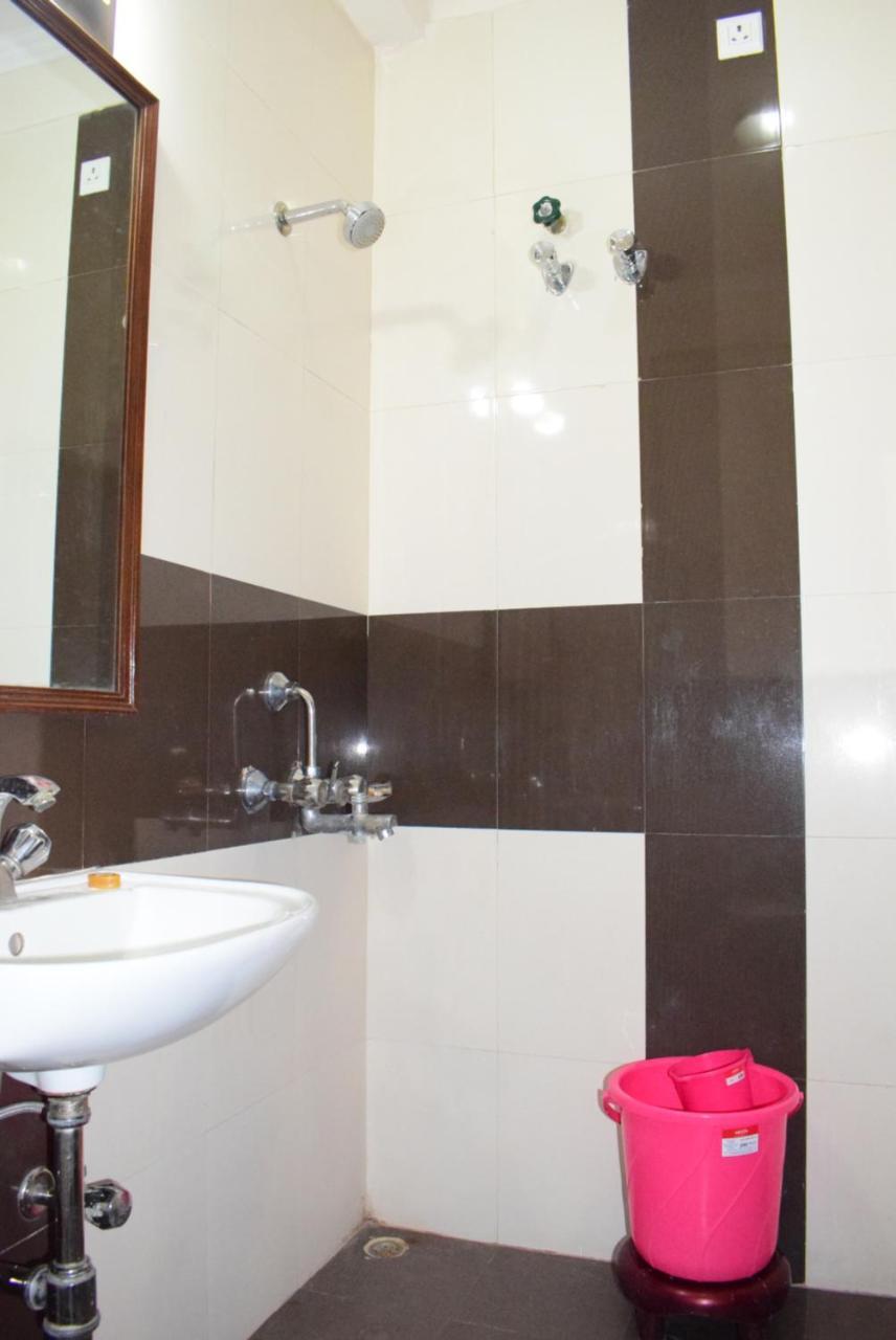 Hotel Bodhi Residency Esterno foto